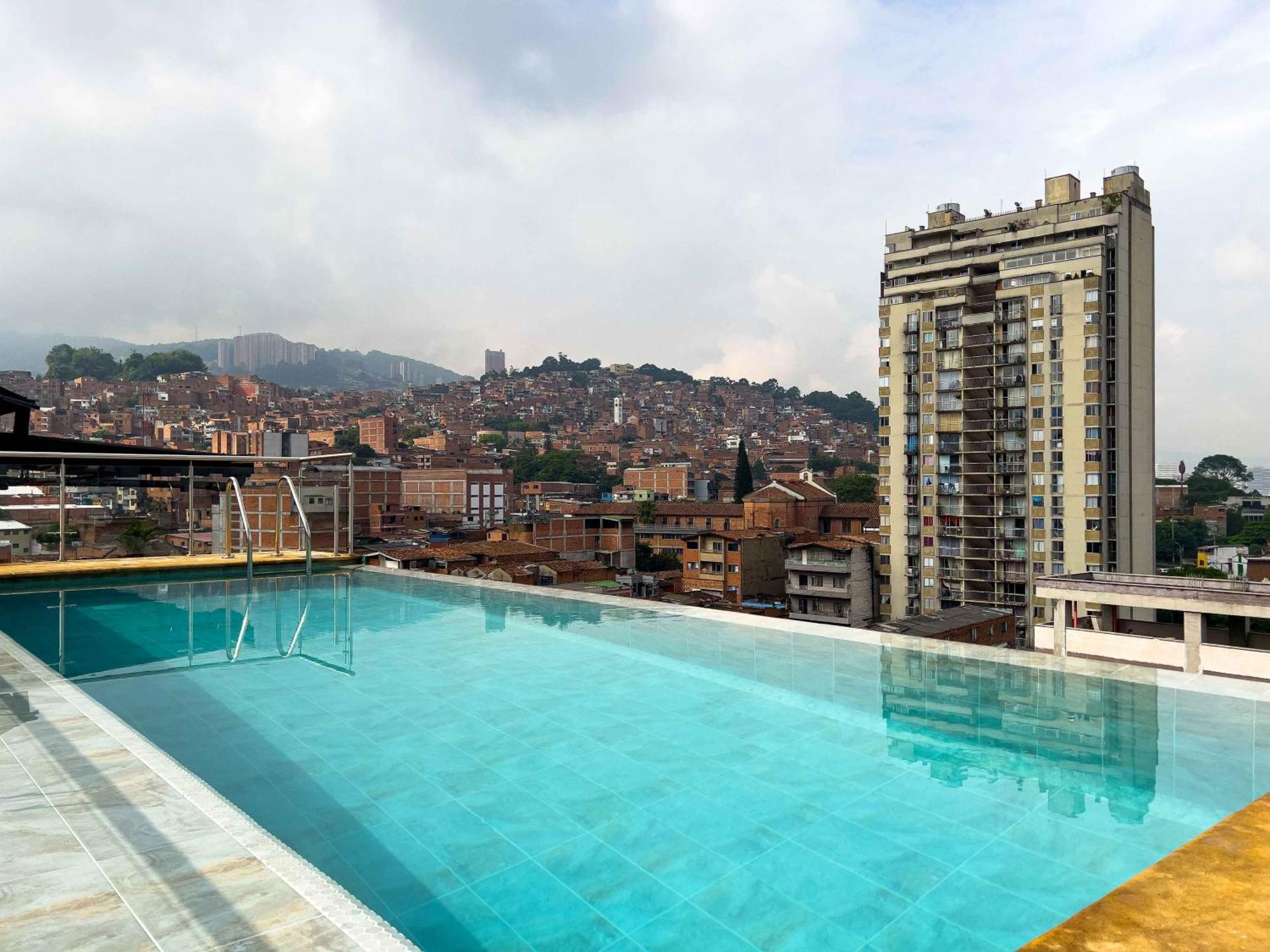 Apartahotel 麦德林 外观 照片
